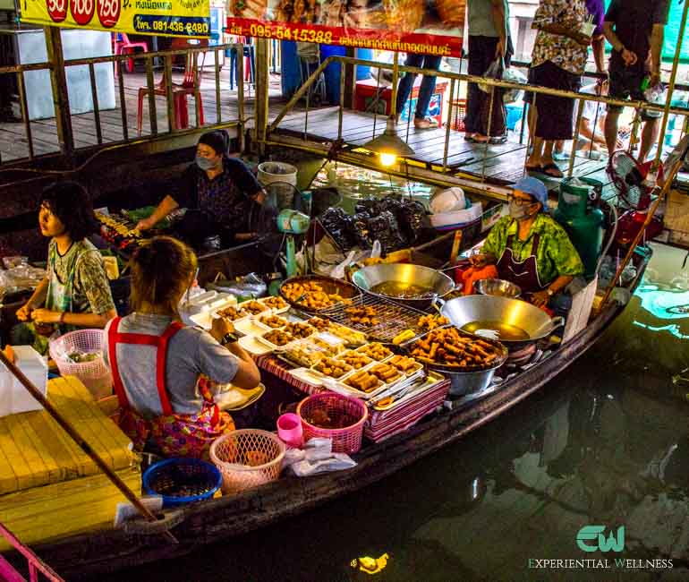 The weekend atmosphere of the rural Lam Phaya Floating Market